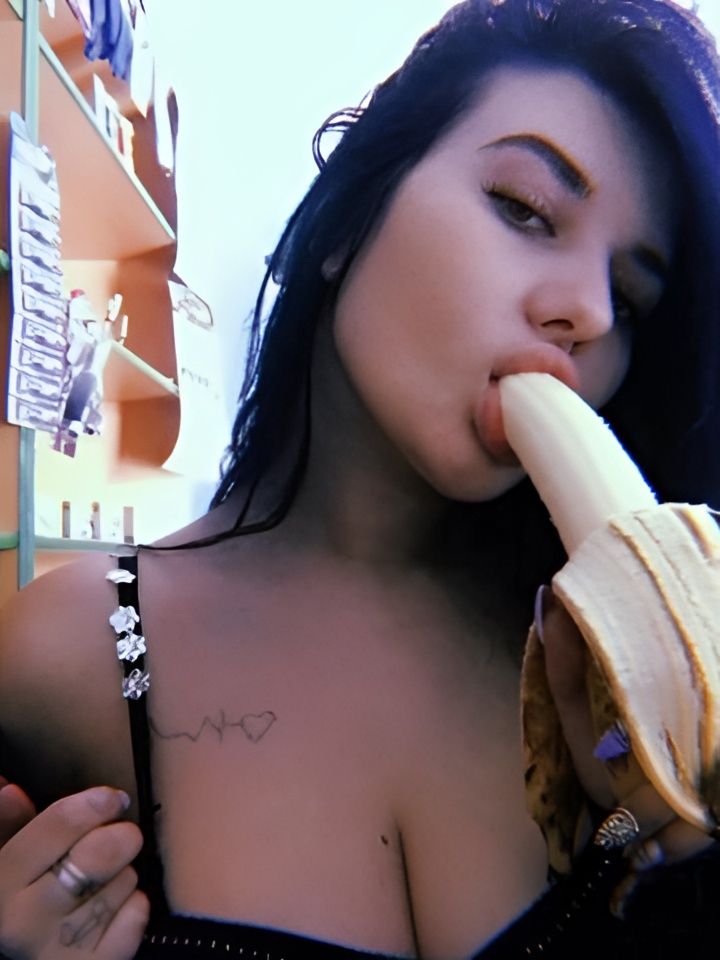 Роза привлекальеная девушка из Жуковка цена от 2500 руб