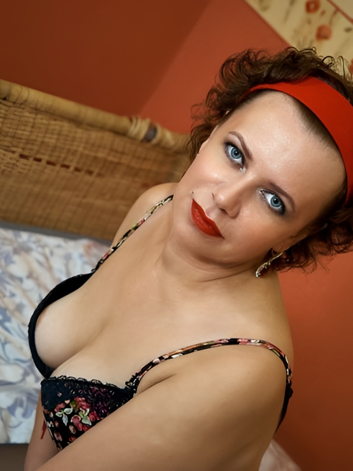 Варвара привлекальеная девушка из Жуковка цена от 10000 руб