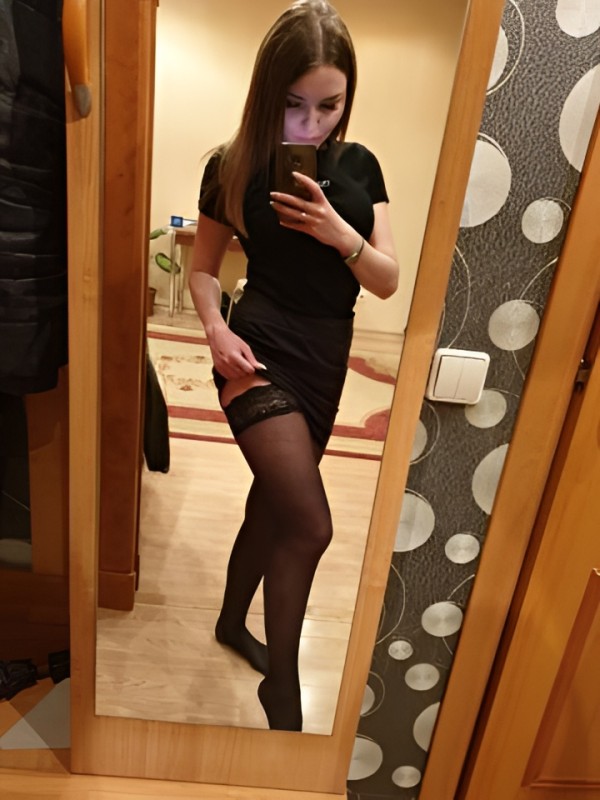 Ирина привлекательная девушка из Жуковка цена от 10000 руб