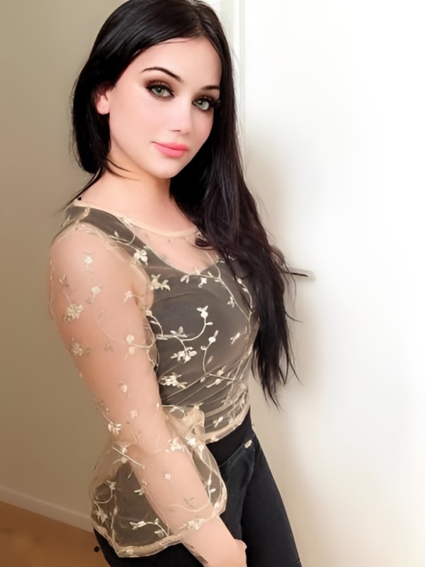 Сабина привлекательная девушка из Жуковка цена от 2500 руб