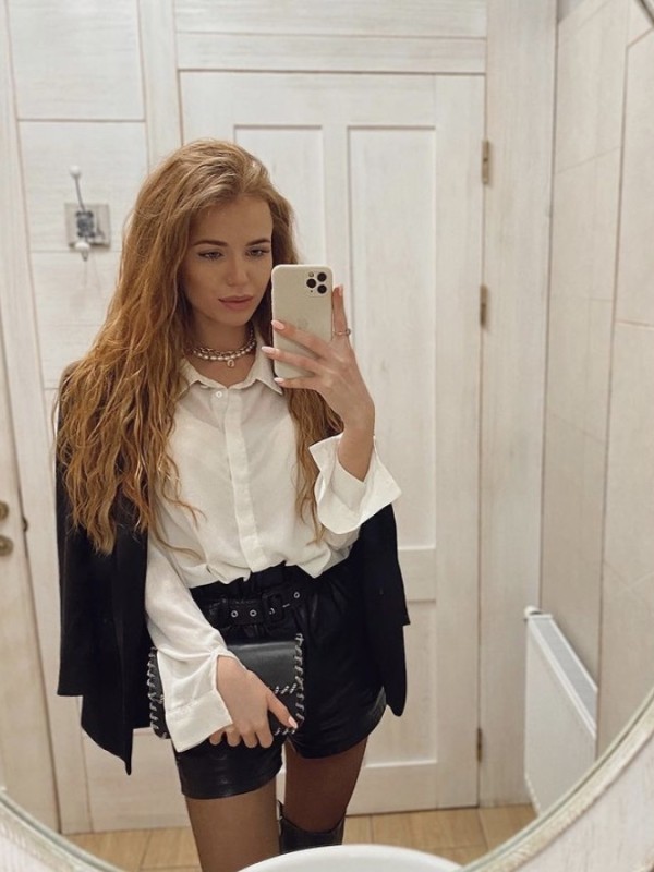 🎥 Оксана привлекательная девушка из Жуковка цена от 7000 руб