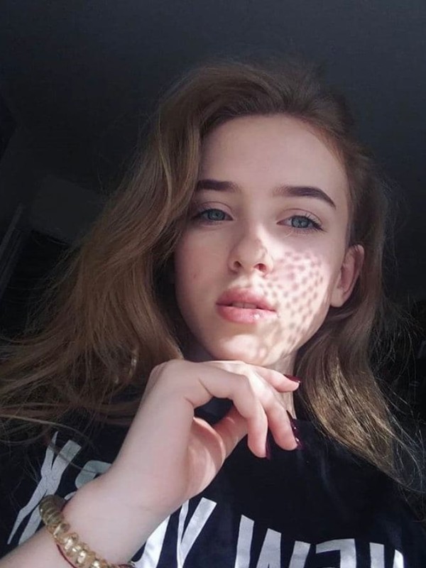 🎥 Алекса привлекательная девушка из Жуковка цена от 5000 руб